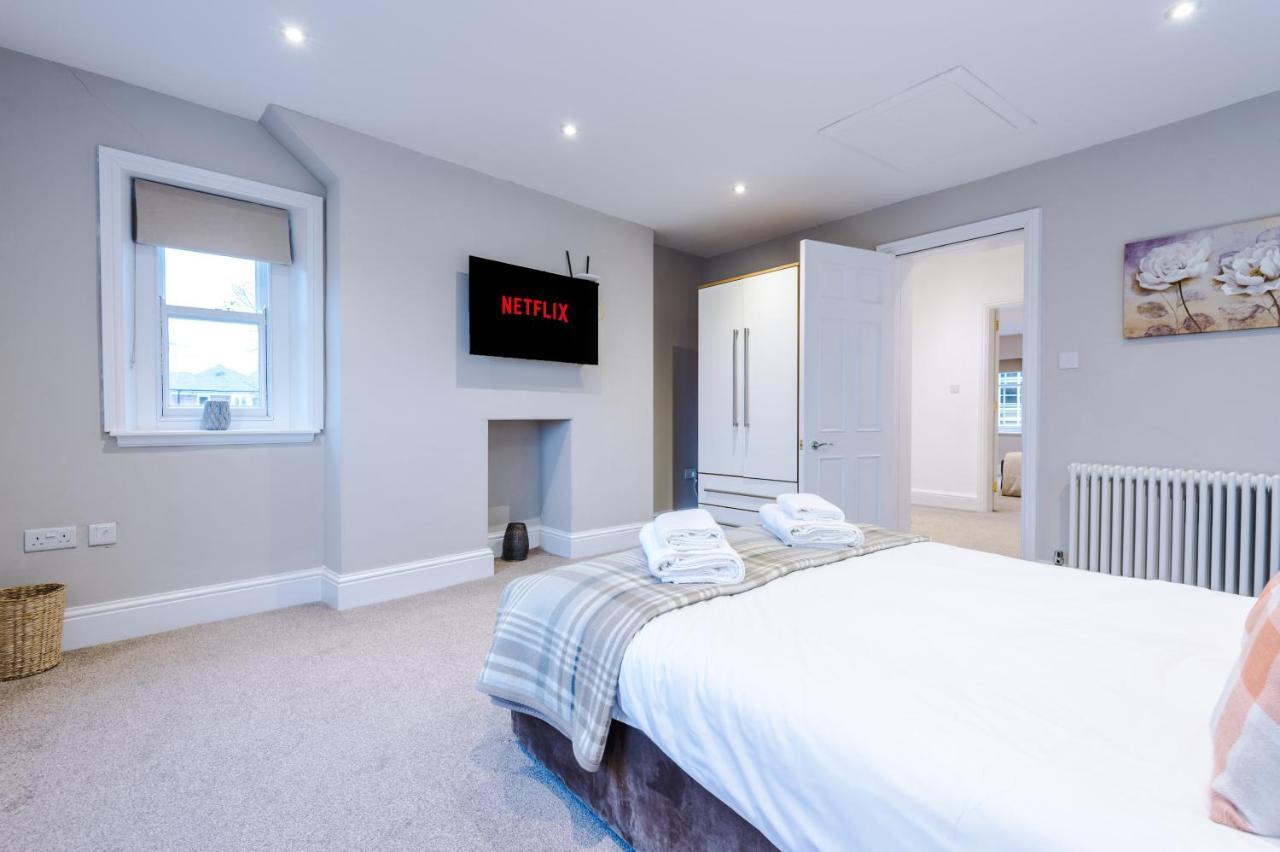 チェスターCromwell Houseアパートメント エクステリア 写真